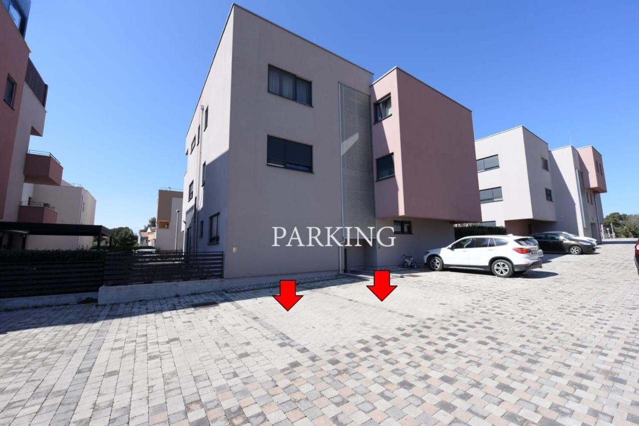 Novi Apartman Franka Lägenhet Zadar Exteriör bild