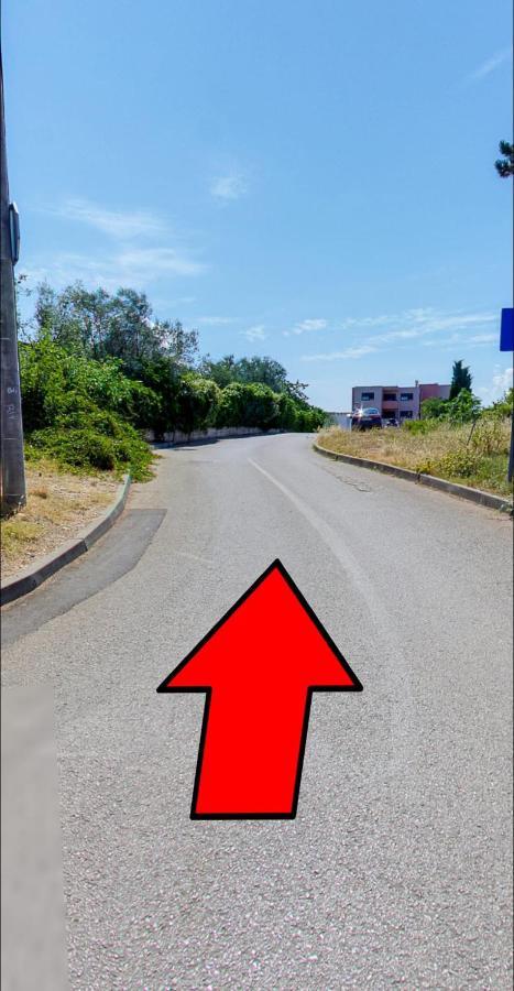 Novi Apartman Franka Lägenhet Zadar Exteriör bild