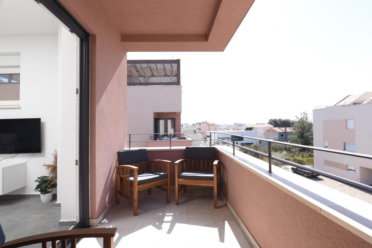 Novi Apartman Franka Lägenhet Zadar Exteriör bild