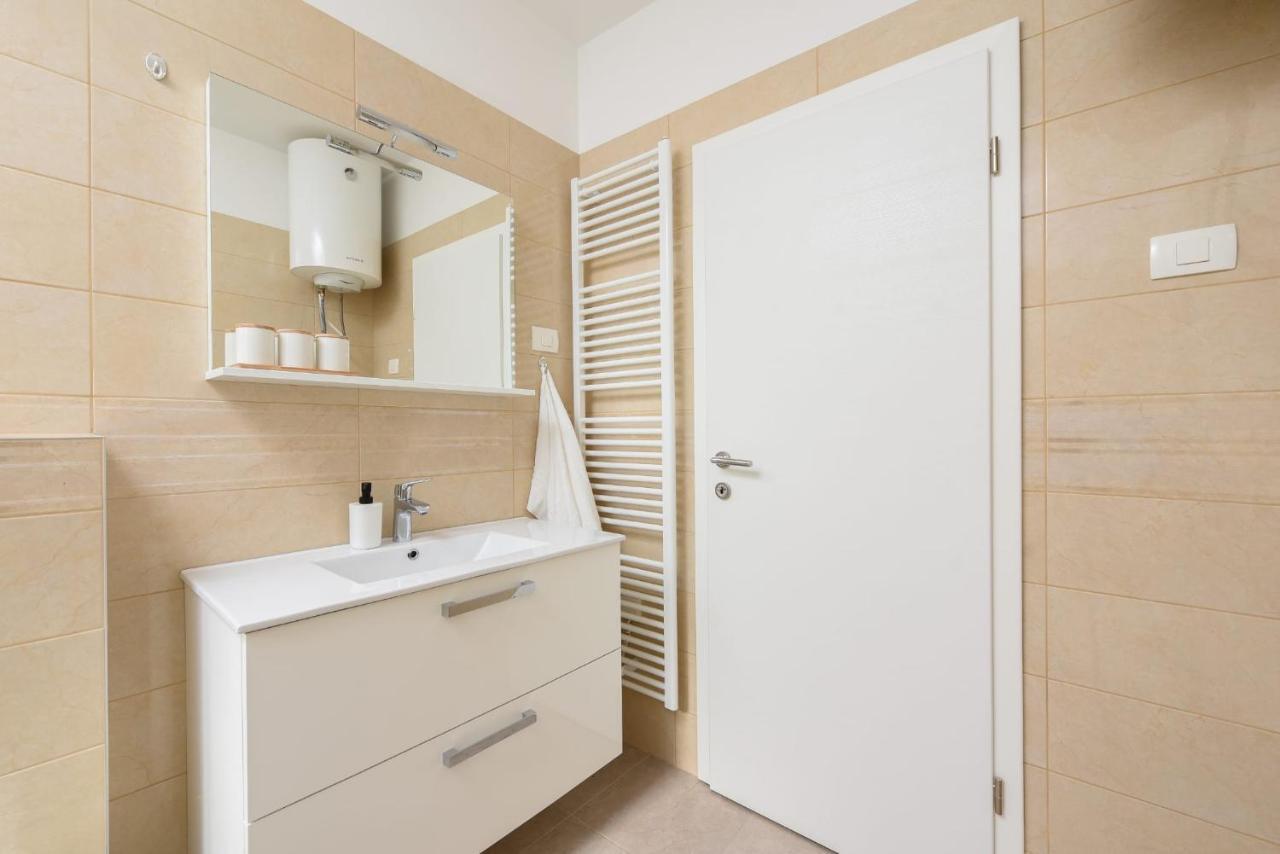 Novi Apartman Franka Lägenhet Zadar Exteriör bild